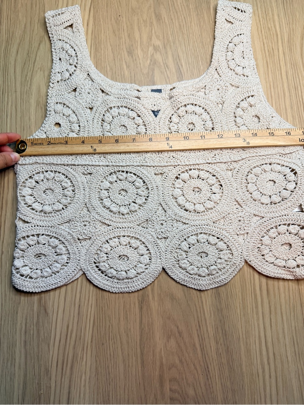 Alya Crochet Circle Crop Top in Cream - Picture 6 of 10